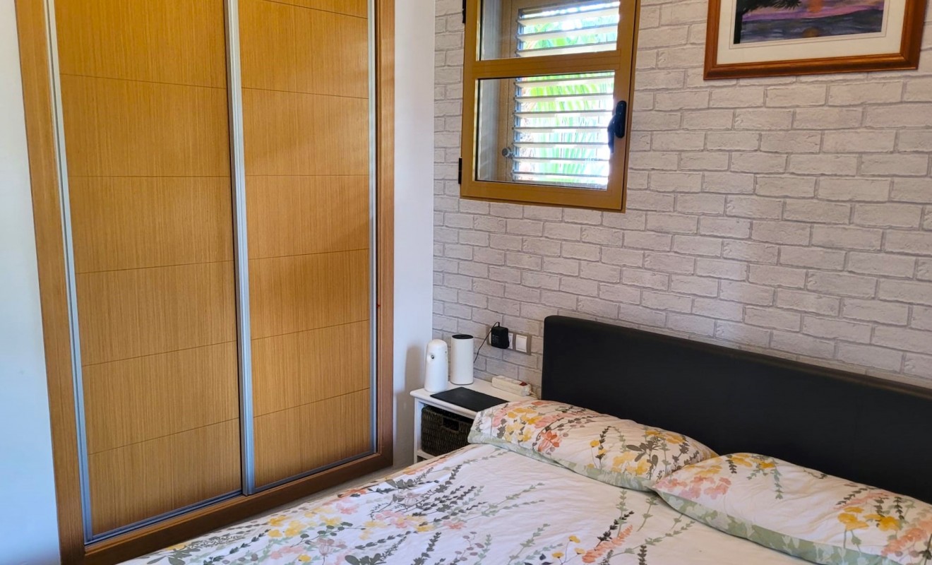 Wederverkoop - Chalet independiente - Finestrat - Finestrat Urbanizaciones