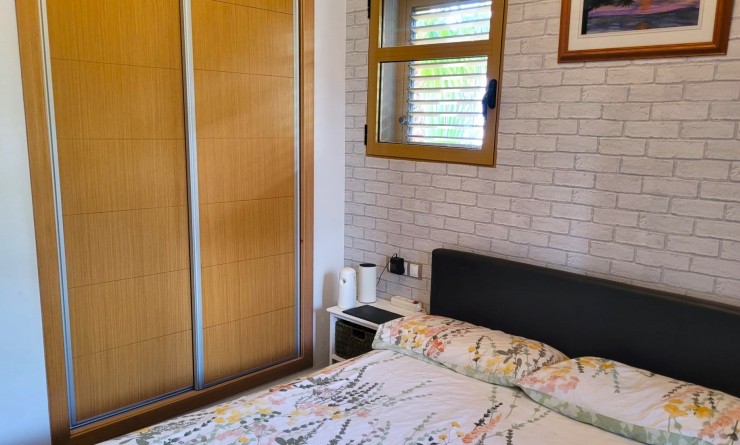 Wederverkoop - Chalet independiente - Finestrat - Finestrat Urbanizaciones