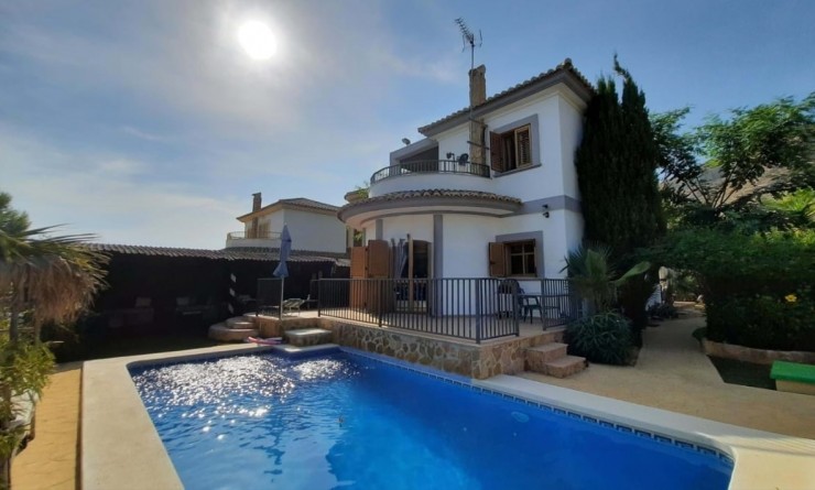 Wederverkoop - Chalet independiente - Finestrat - Finestrat Urbanizaciones