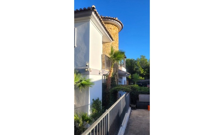 Wederverkoop - Chalet independiente - Finestrat - Finestrat Urbanizaciones