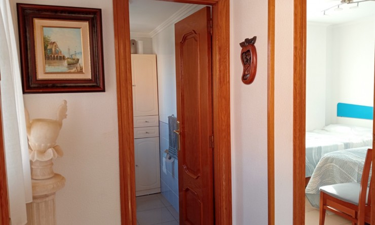 Wederverkoop - Apartment / flat - Villajoyosa - Cala de Villajoyosa