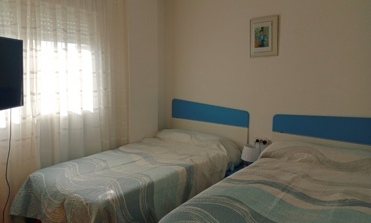 Wederverkoop - Apartment / flat - Villajoyosa - Cala de Villajoyosa