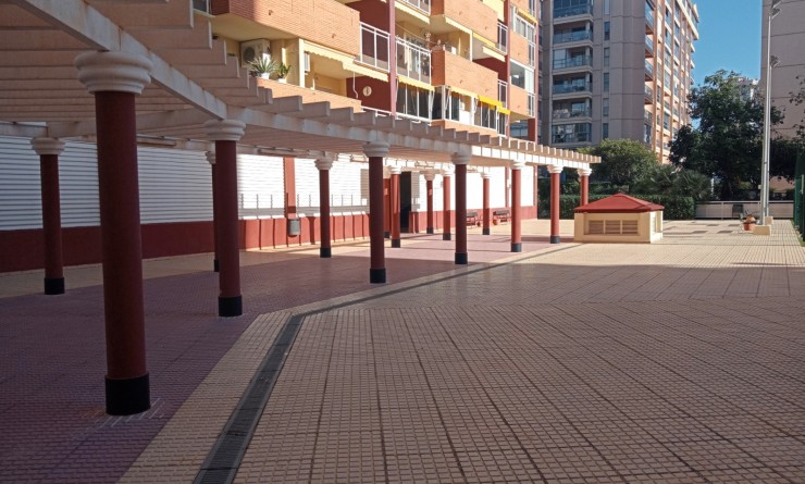 Wederverkoop - Apartment / flat - Villajoyosa - Cala de Villajoyosa