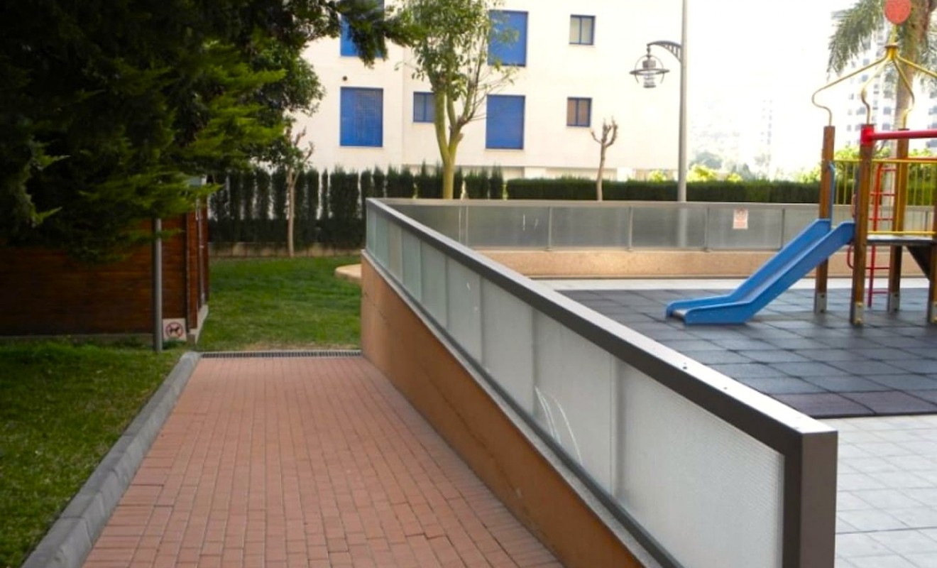 Wederverkoop - Apartment / flat - Villajoyosa - Cala de Villajoyosa