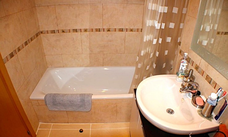 Wederverkoop - Apartment / flat - Villajoyosa - Cala de Villajoyosa