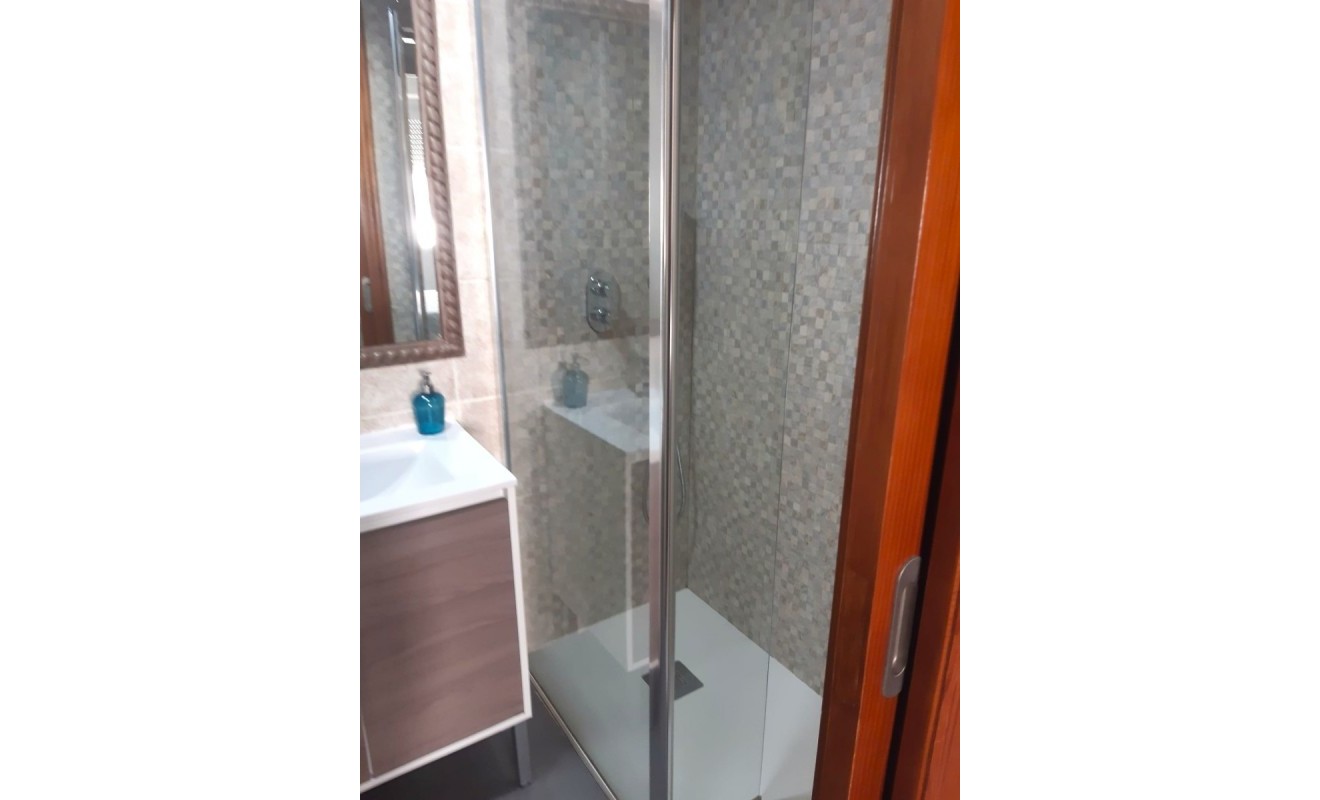 Wederverkoop - Apartment / flat - Benidorm - Zona de Poniente