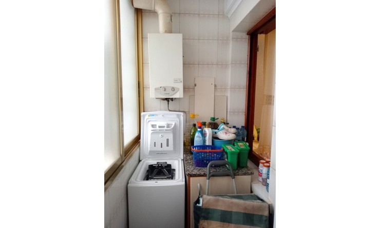 Wederverkoop - Apartment / flat - Benidorm - Levante