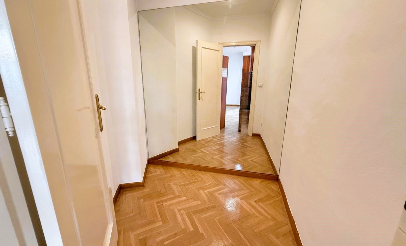 Sale - Local - Denia - Center