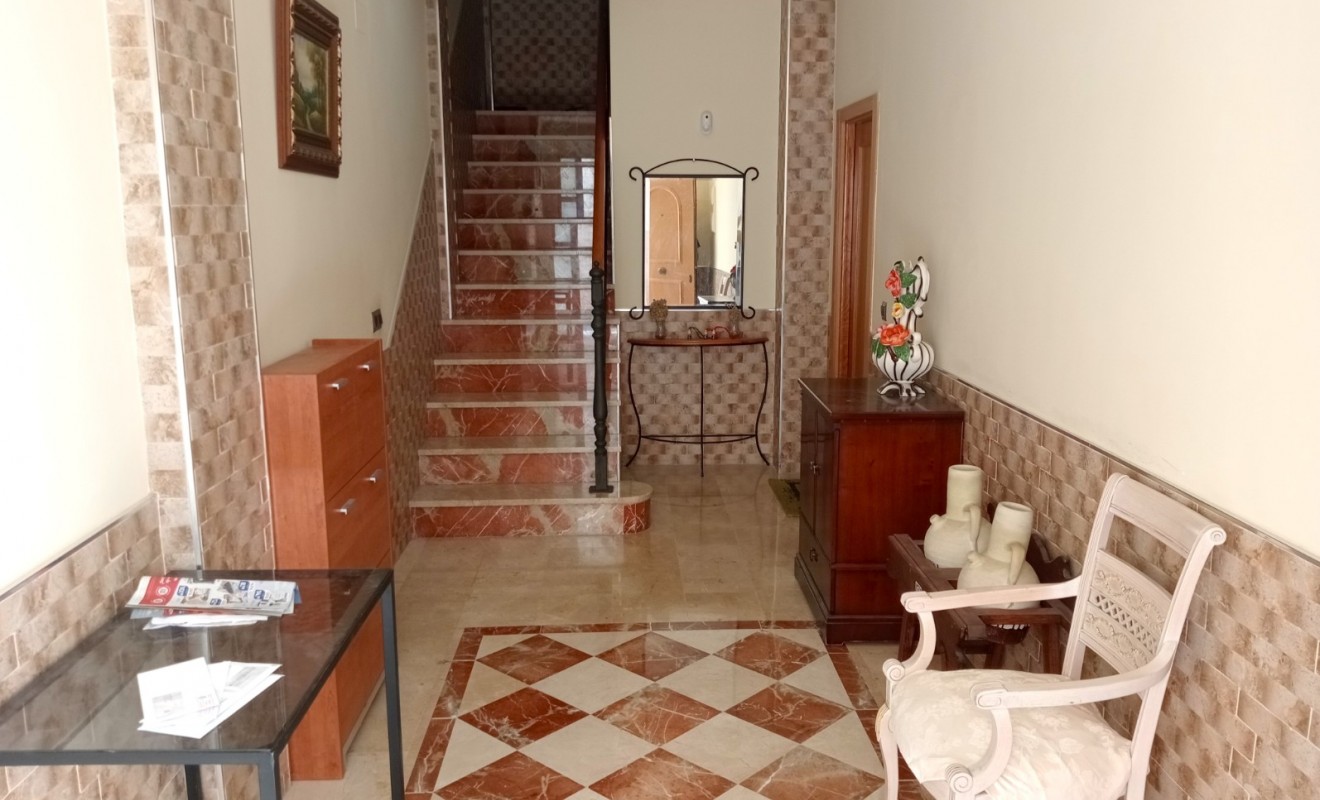 Sale - Townhouse - La Nucía