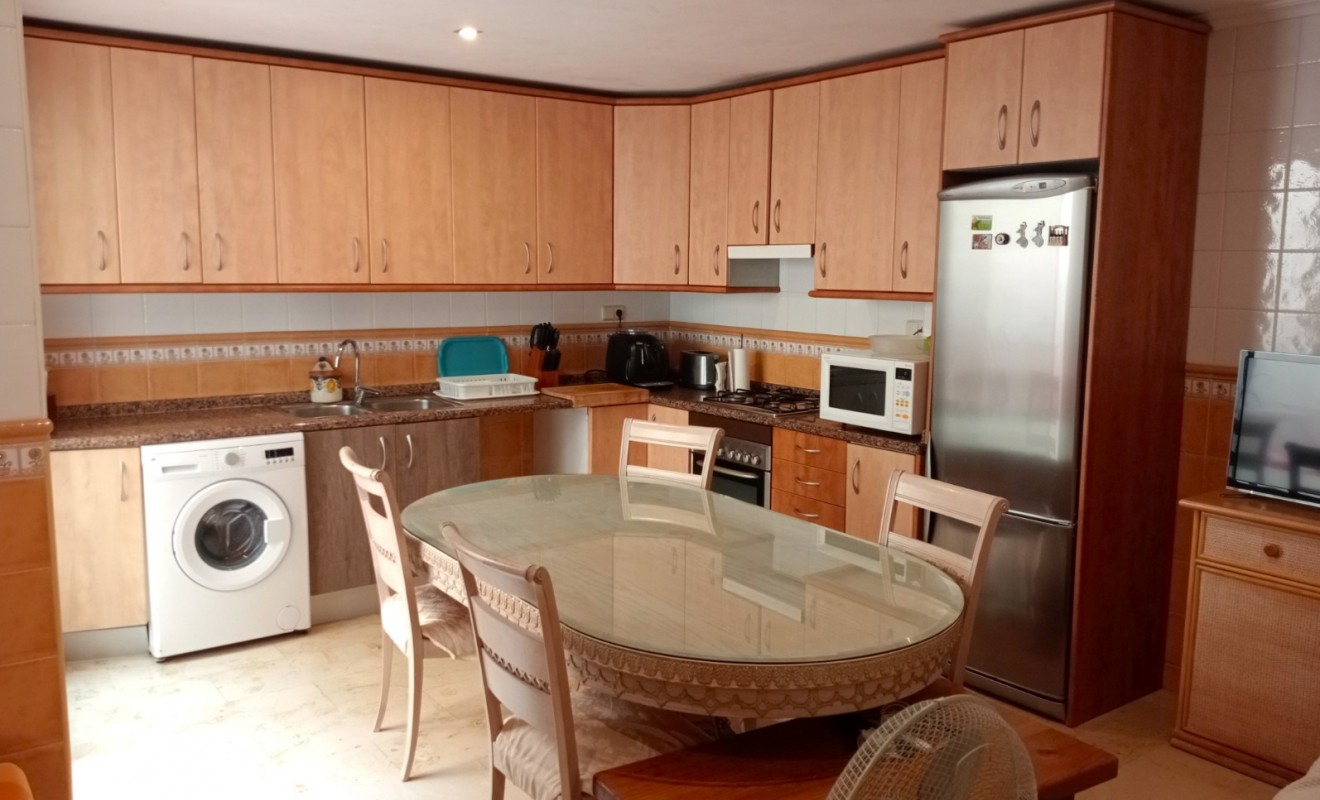 Sale - Townhouse - La Nucía