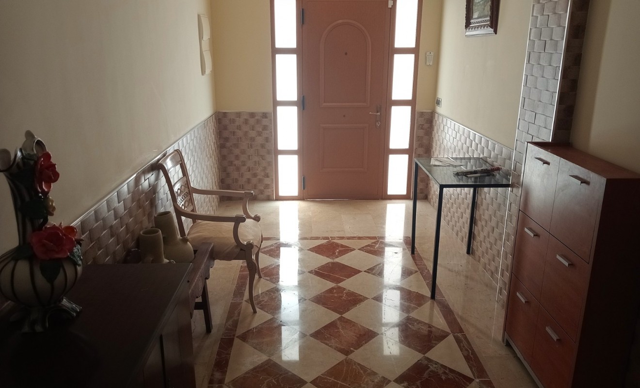 Sale - Townhouse - La Nucía