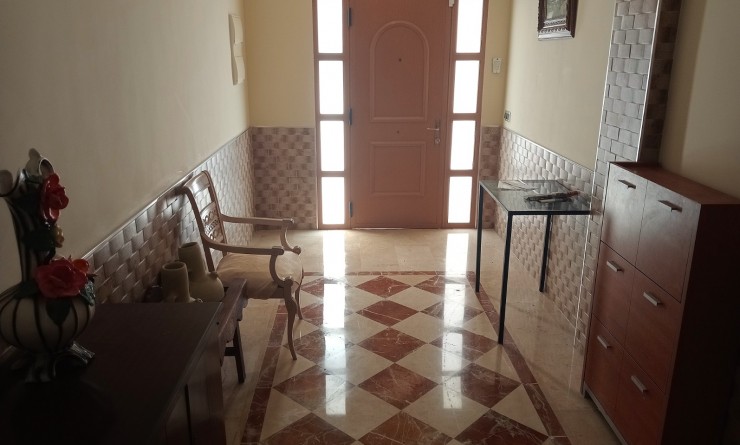 Sale - Townhouse - La Nucía