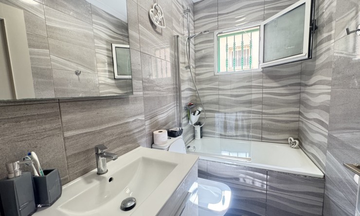 Sale - Villa - Villamartín