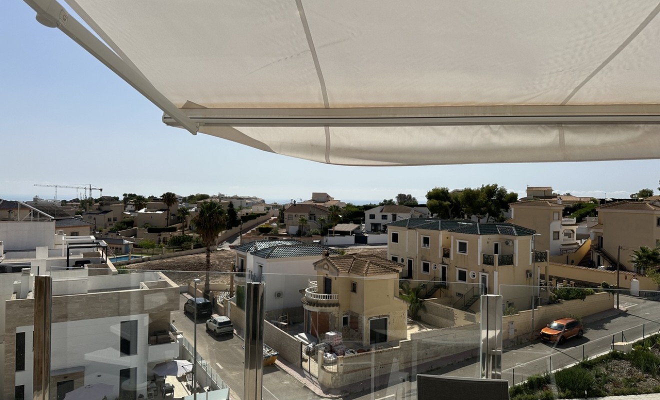 Sale - Penthouse - Villamartín