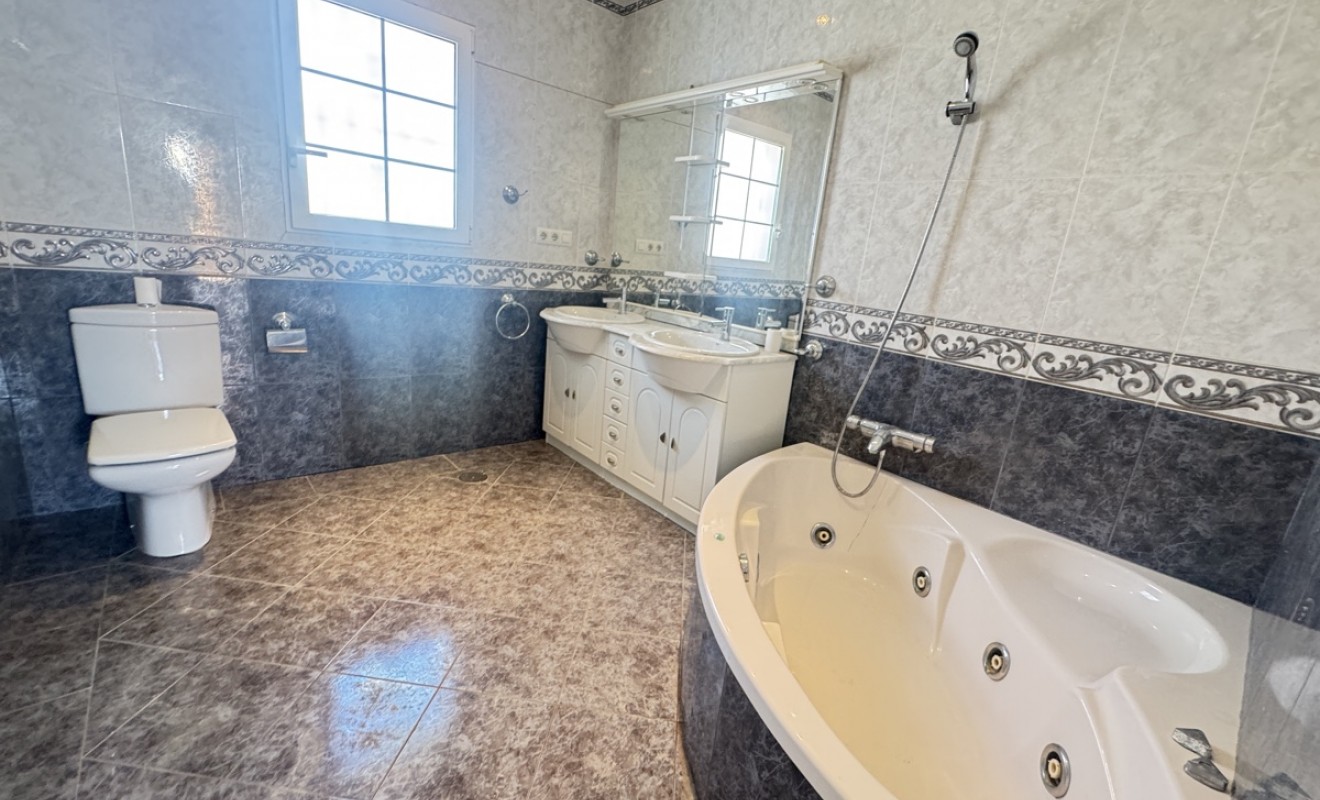 Sale - Villa - San Miguel de Salinas