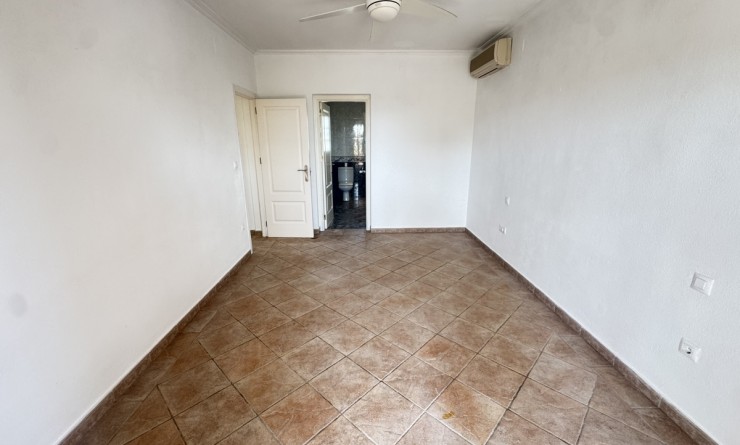 Sale - Villa - San Miguel de Salinas