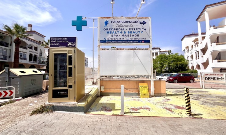 Revente - Commercial - Villamartín