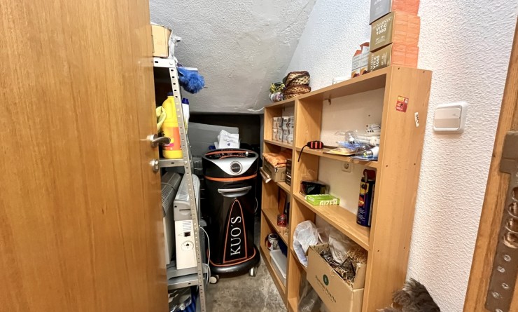 Revente - Commercial - Villamartín