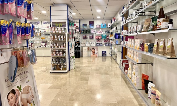 Revente - Commercial - Villamartín