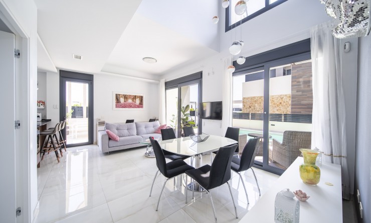 Sale - Villa - Orihuela Costa - Lomas de Cabo Roig