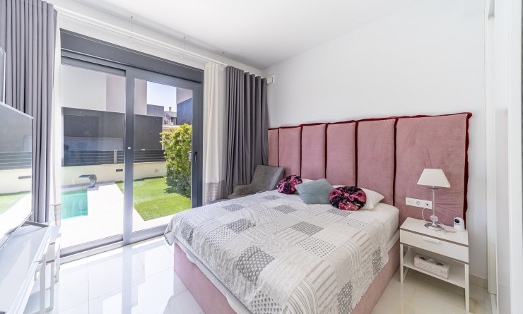 Sale - Villa - Orihuela Costa - Lomas de Cabo Roig