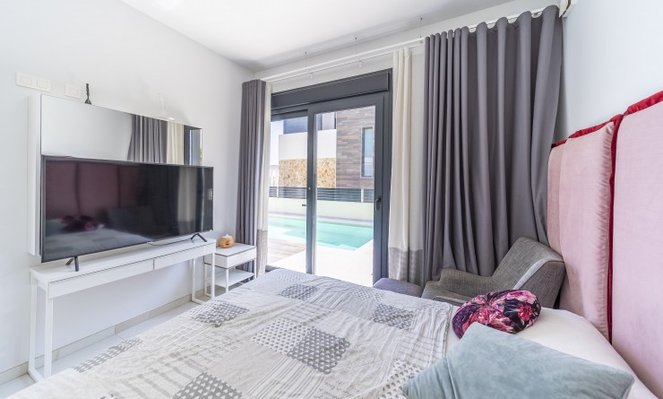 Sale - Villa - Orihuela Costa - Lomas de Cabo Roig