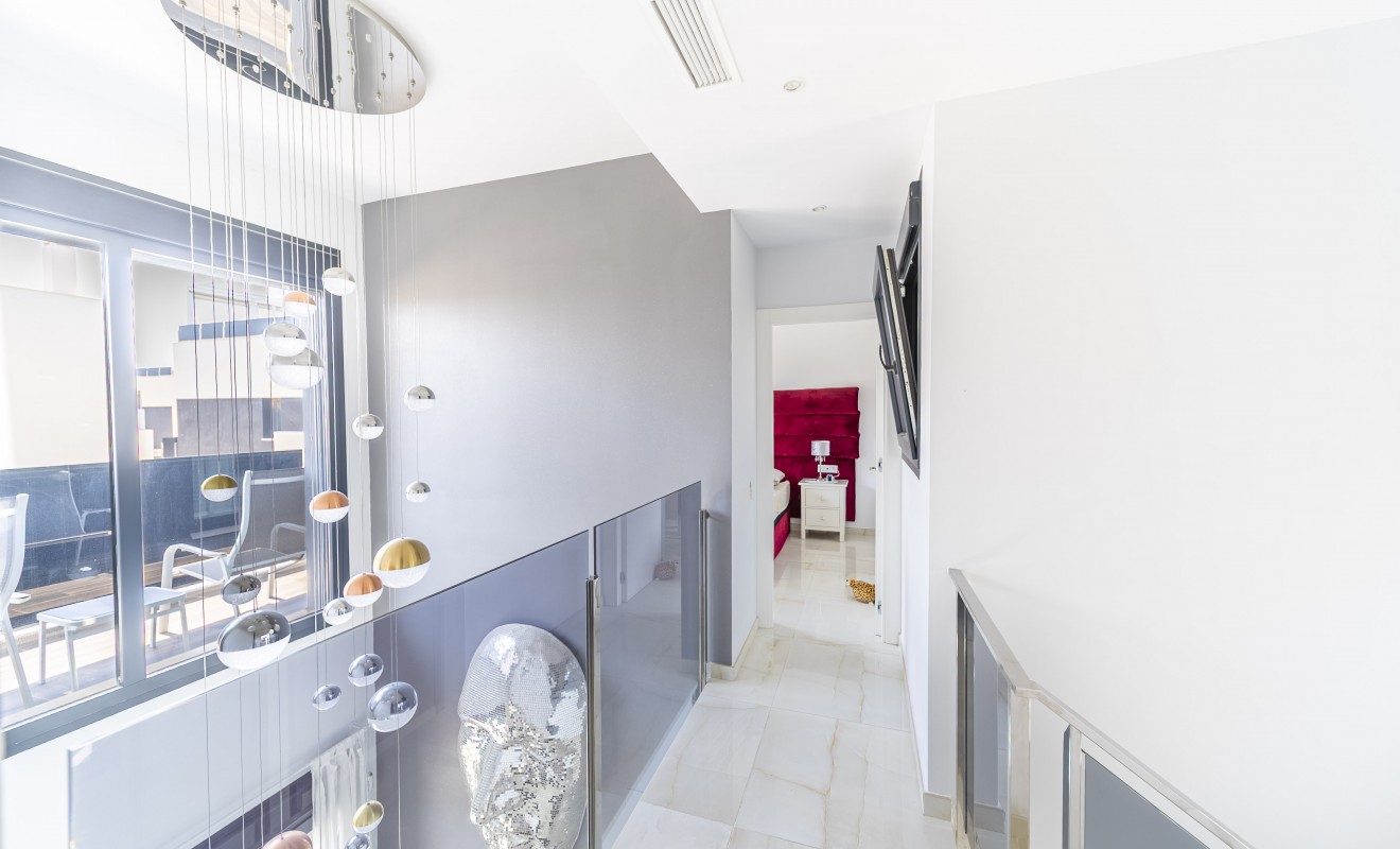 Sale - Villa - Orihuela Costa - Lomas de Cabo Roig