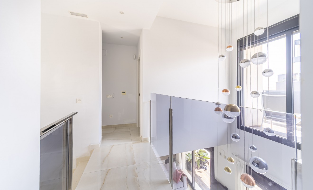 Sale - Villa - Orihuela Costa - Lomas de Cabo Roig