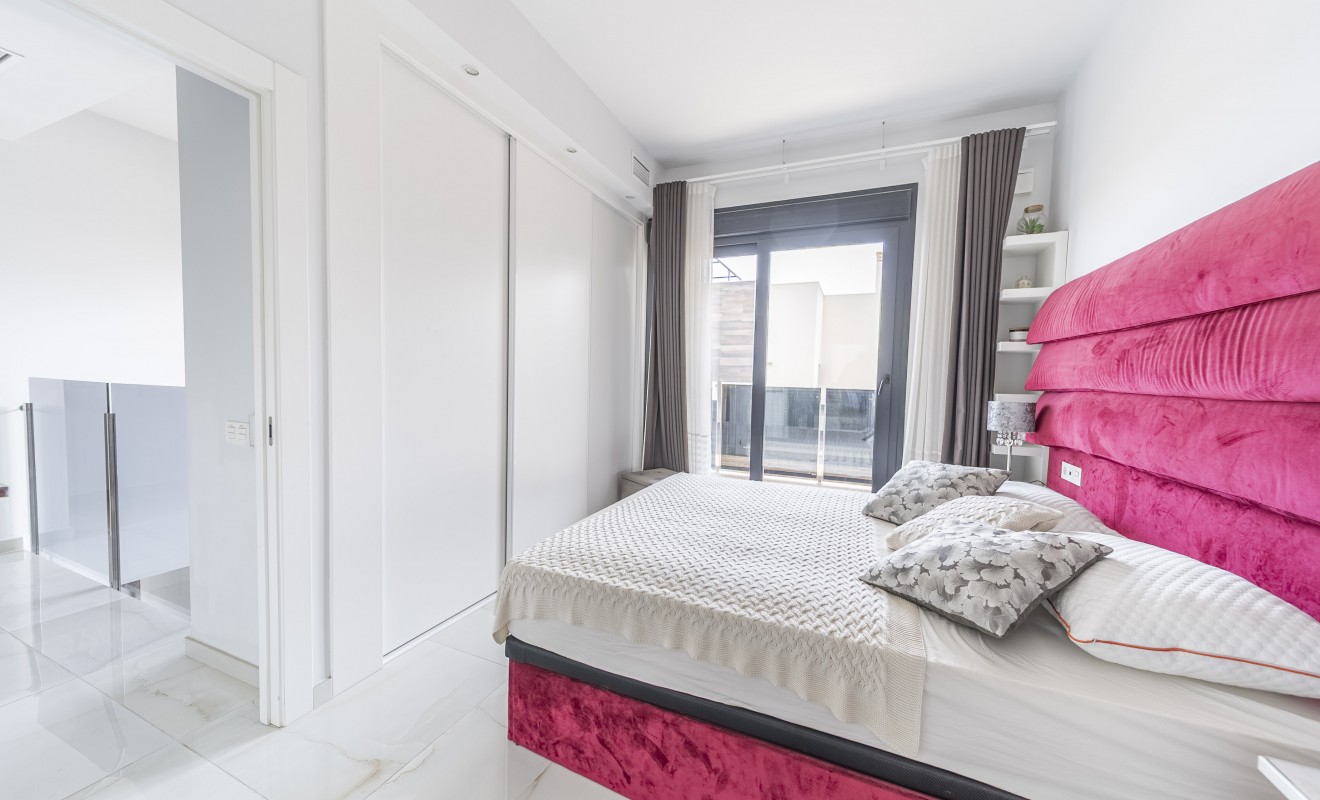 Sale - Villa - Orihuela Costa - Lomas de Cabo Roig