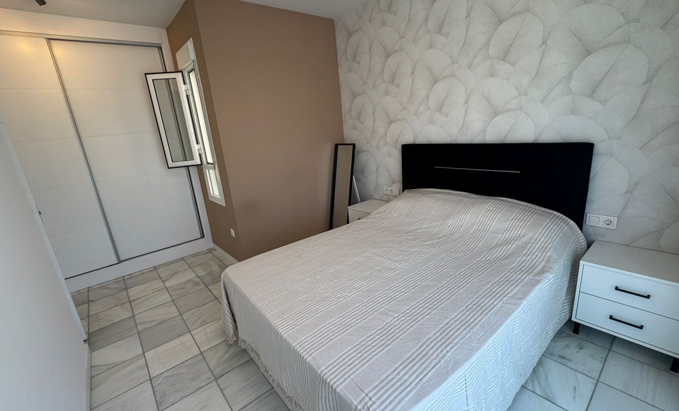 Wederverkoop - semi_detached_house - Torrevieja - Costa Blanca Sur