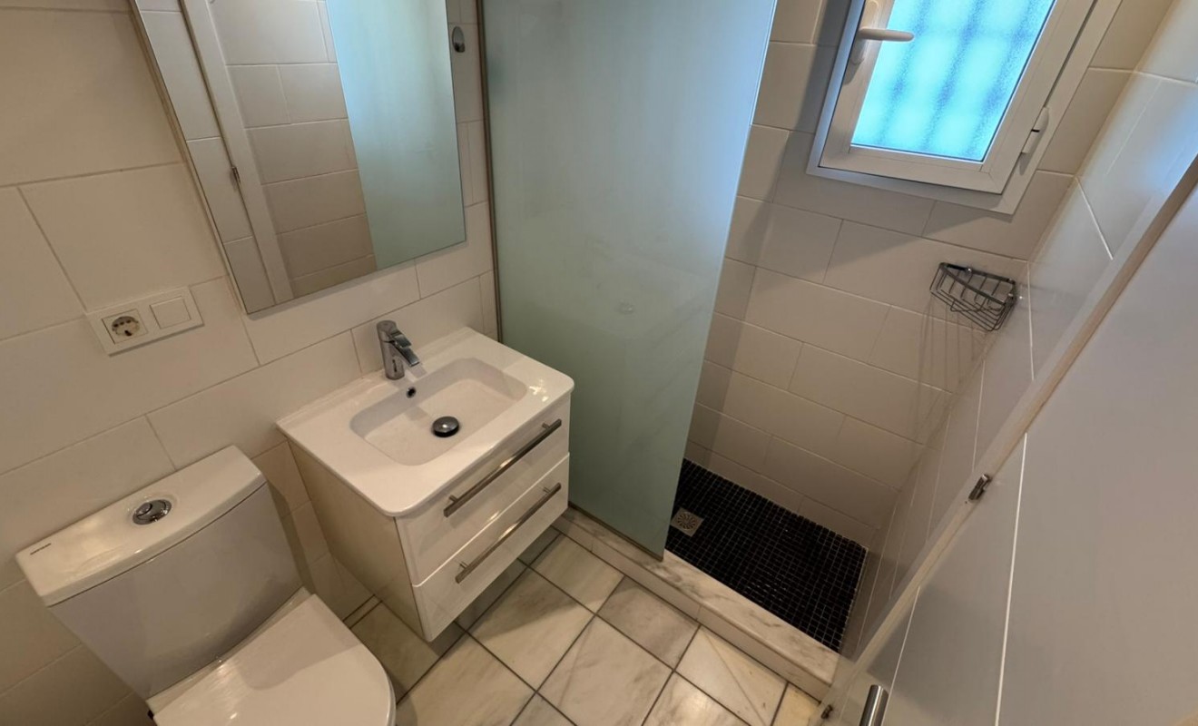 Wederverkoop - semi_detached_house - Torrevieja - Costa Blanca Sur