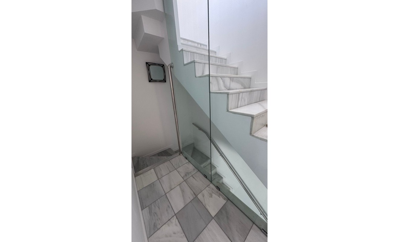 Wederverkoop - semi_detached_house - Torrevieja - Costa Blanca Sur