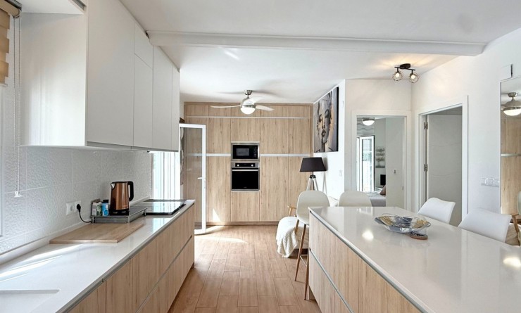 Wederverkoop - Detached villa - Orihuela Costa - Villamartín