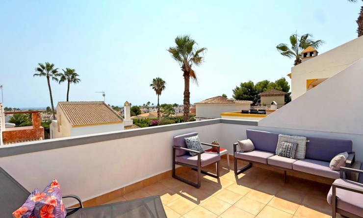 Wederverkoop - Detached villa - Orihuela Costa - Villamartín