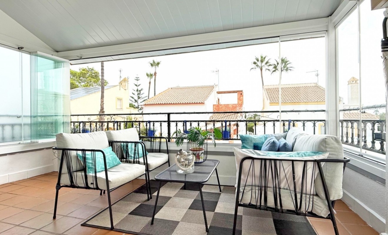 Wederverkoop - Detached villa - Orihuela Costa - Villamartín