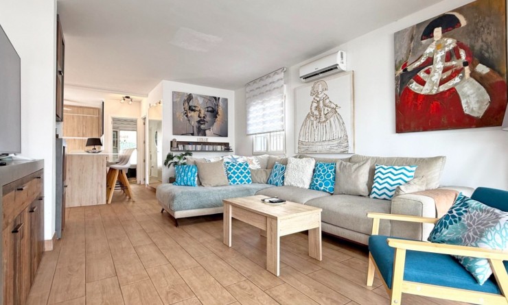 Wederverkoop - Detached villa - Orihuela Costa - Villamartín