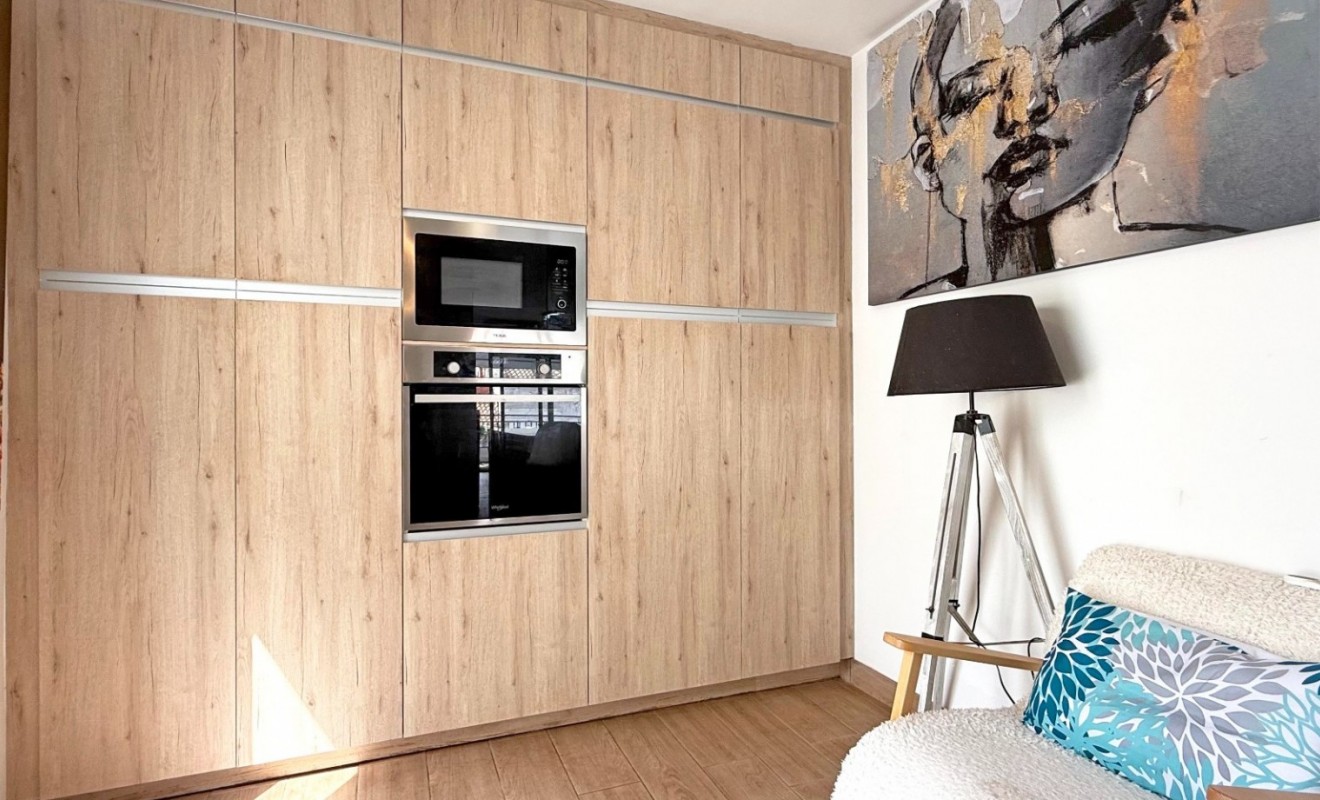 Wederverkoop - Detached villa - Orihuela Costa - Villamartín