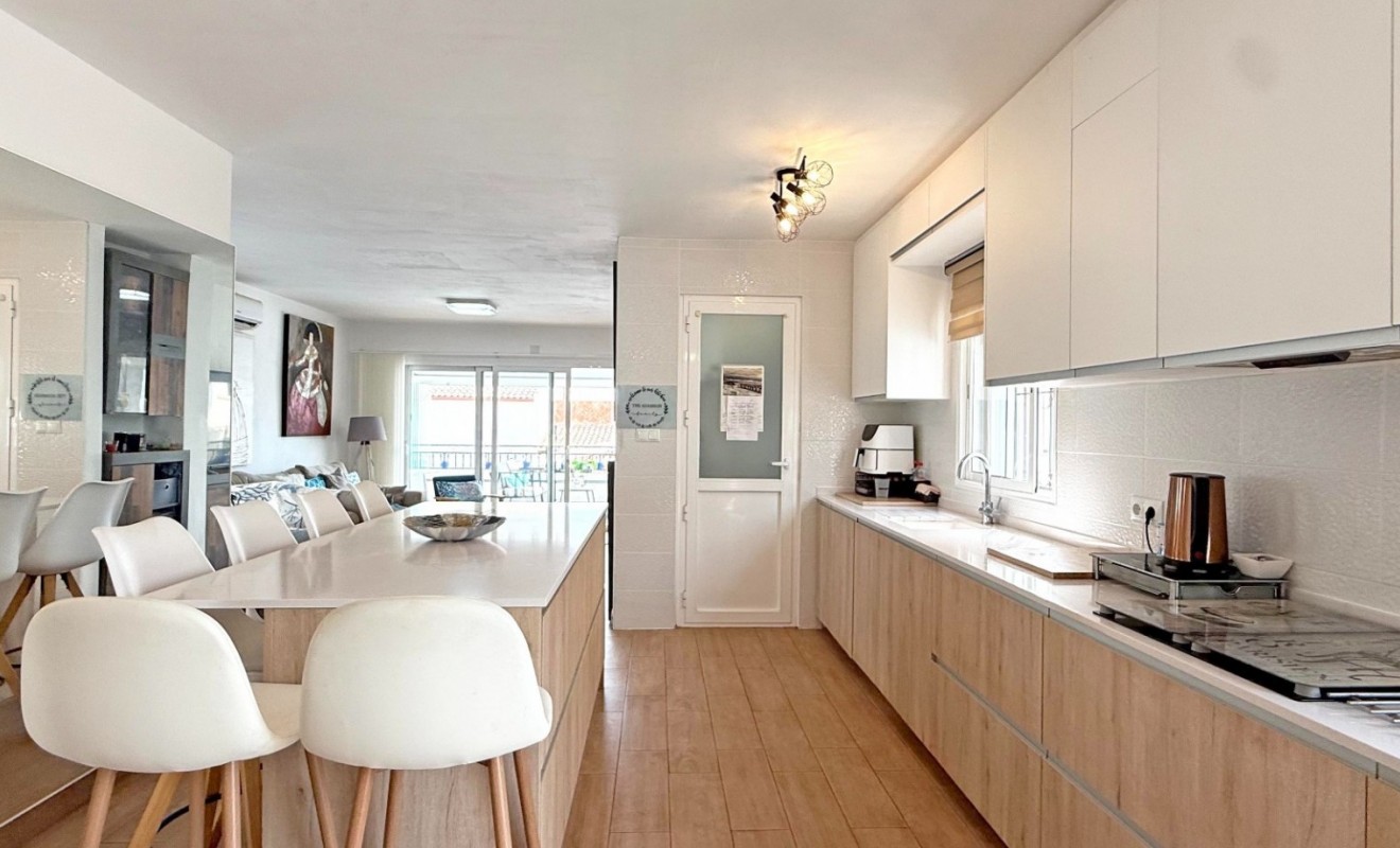 Wederverkoop - Detached villa - Orihuela Costa - Villamartín