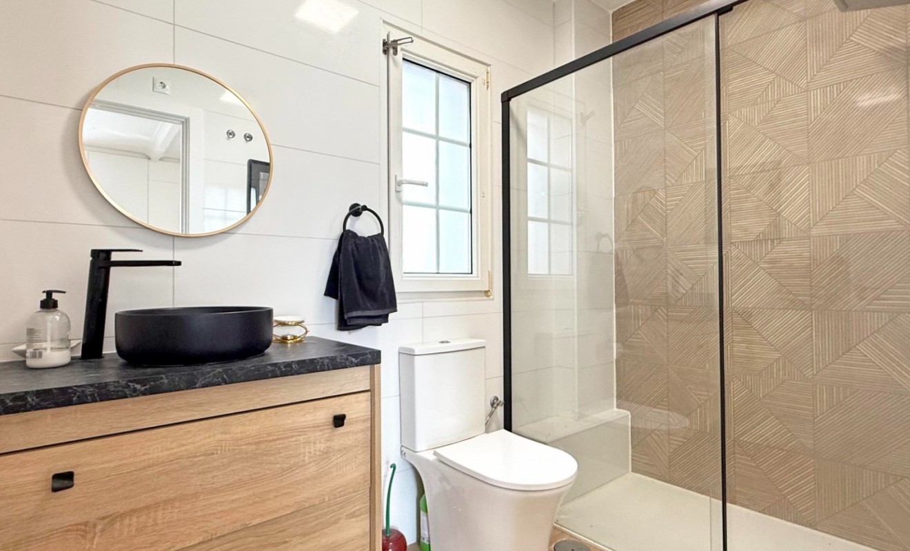 Wederverkoop - Detached villa - Orihuela Costa - Villamartín