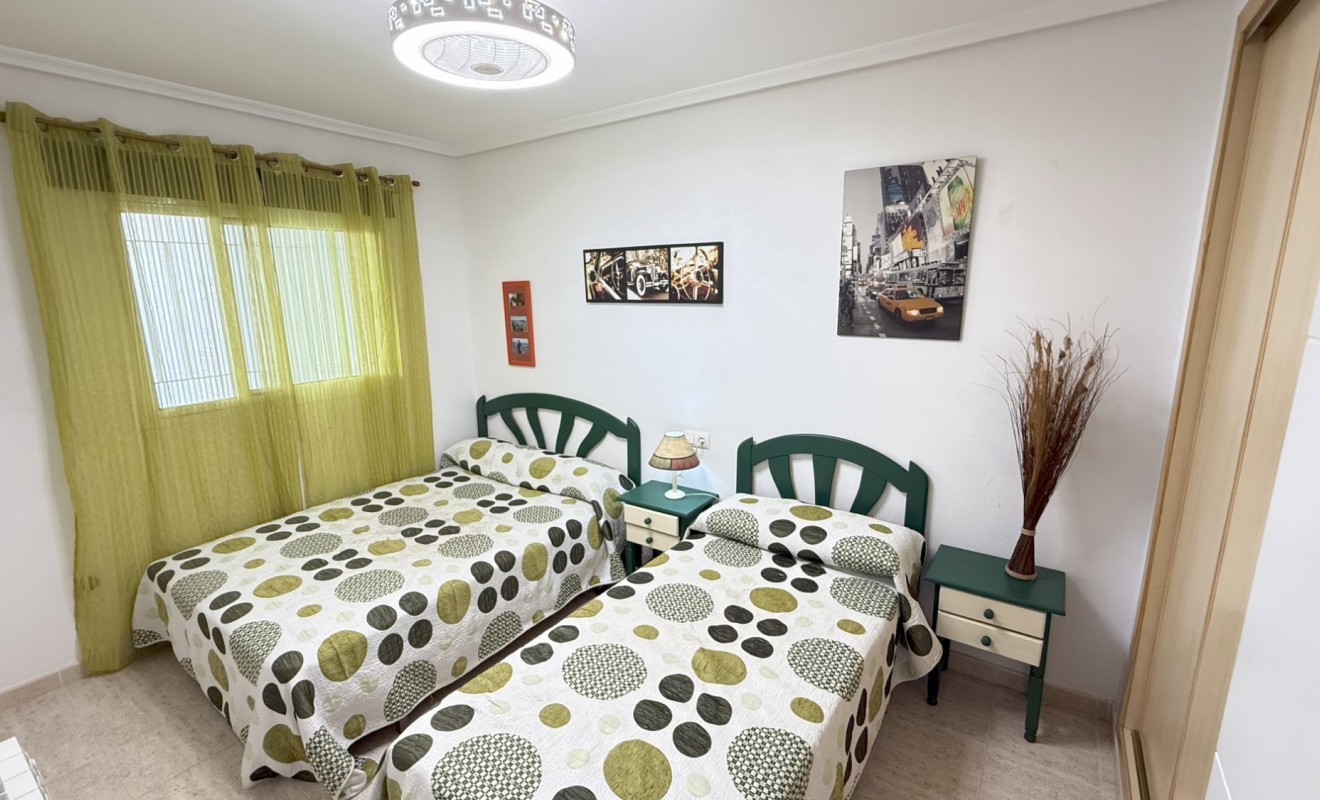 Wederverkoop - Appartement - Orihuela Costa - La Zenia