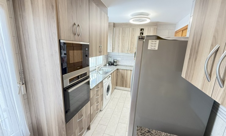 Wederverkoop - House - Orihuela Costa - La Zenia