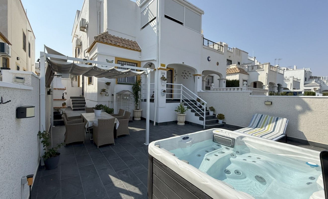 Wederverkoop - House - Orihuela Costa - La Zenia