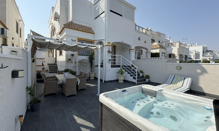 Wederverkoop - House - Orihuela Costa - La Zenia