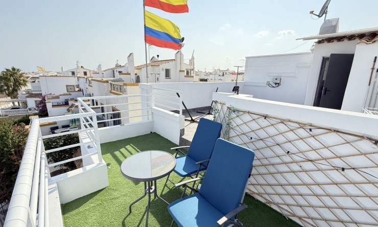 Wederverkoop - House - Orihuela Costa - La Zenia