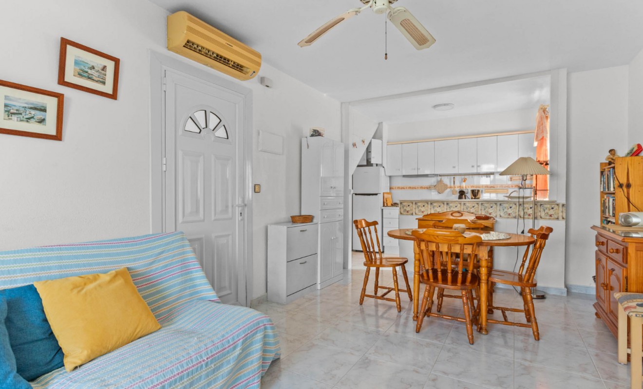 Sale - Bungalow - Torrevieja - El chaparral