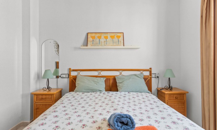 Sale - Bungalow - Torrevieja - El chaparral