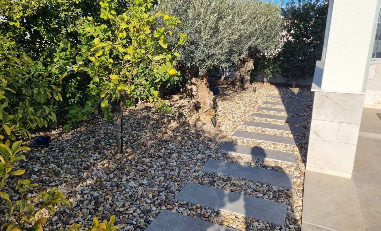 Wederverkoop - Detached villa - Benijofar