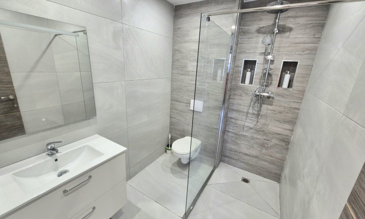 Wederverkoop - Villa - San Miguel de Salinas - Ciudad De Las Comunicaciones