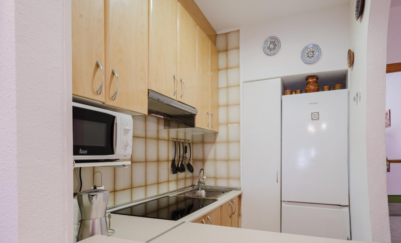 Sale - Bungalow - Torrevieja - Playa de los Naufragos