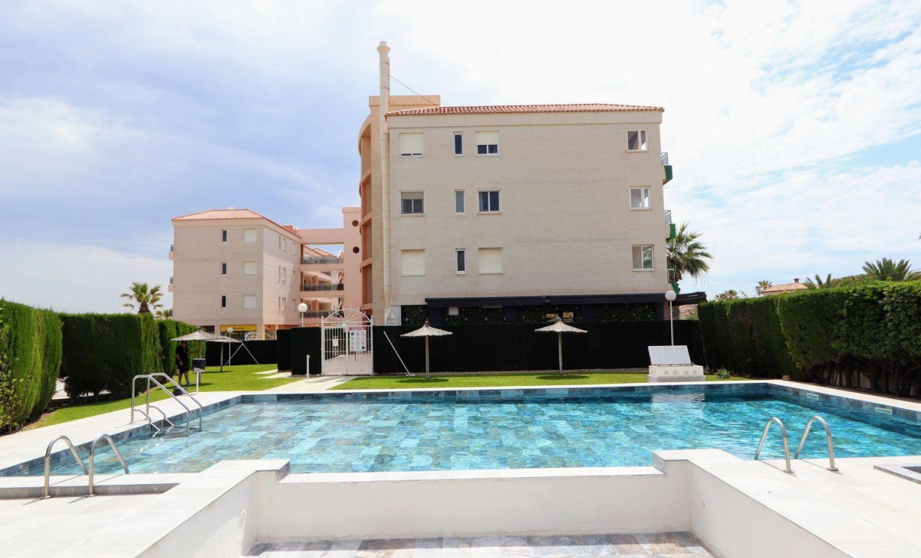Sale - Apartamento - Torrevieja - Playa Flamenca
